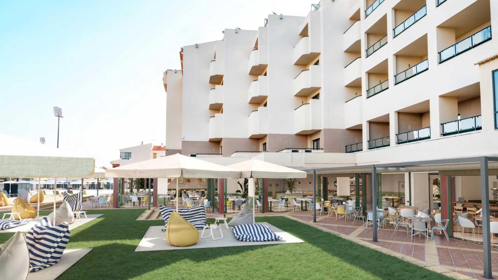 Holiday Inn Algarve Albufeira By Ihg מראה חיצוני תמונה